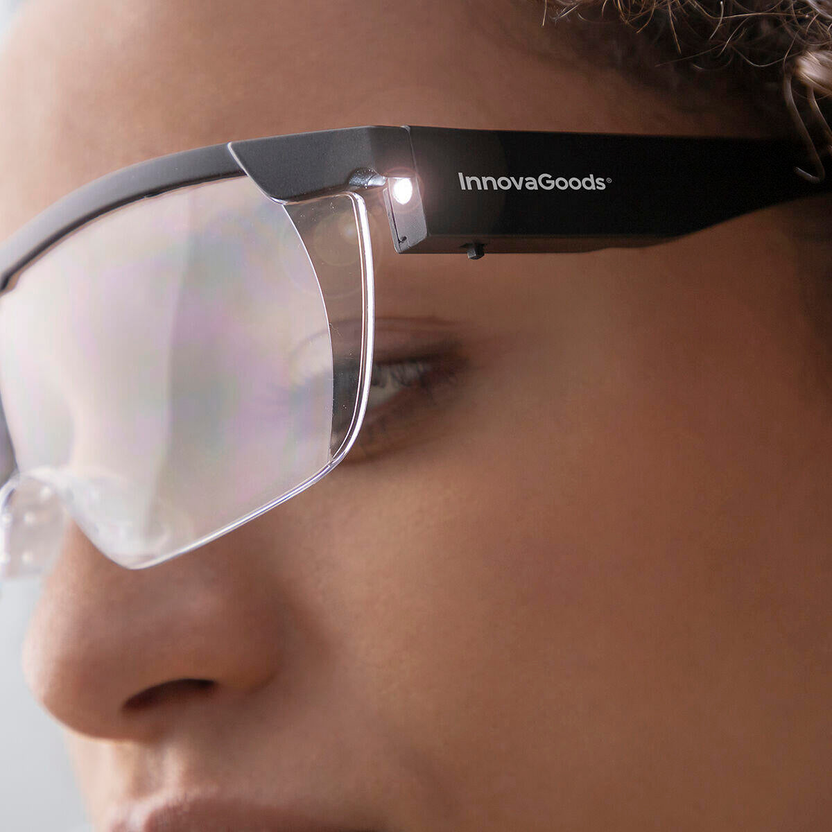 gafas de aumento con luz